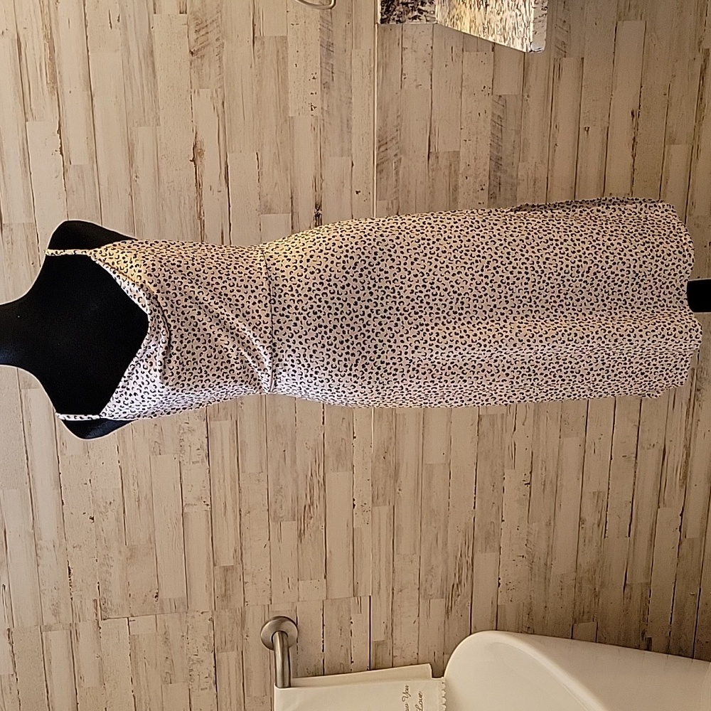 Gilli Dress